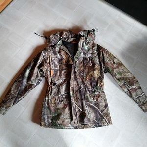 SHE camo hunting rain jacket, size small